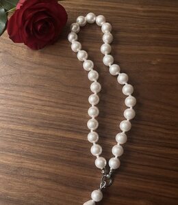 Pearl Drop Necklace-White